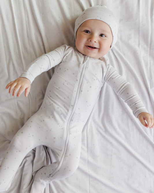 Knotted Baby Hat Stars: 0-6M